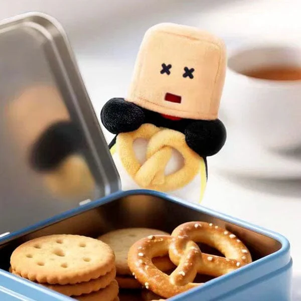 Pingu Hide And Seek Series Plush Toy Pendant Blind Box (1pc) - Image 4