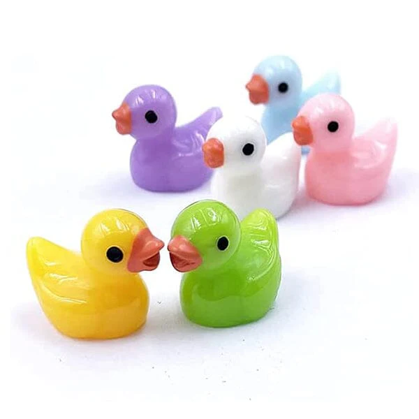 Hide-A-Duck! (100pc) Tiny Ducks To Prank Your Friends With! - Image 4